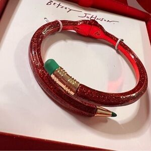 NWT ⚜️♥️⚜️ Betsey Johnson Holiday Red Glitter Pencil Bracelet With Green Eraser